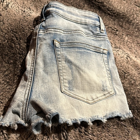 Kendall + Kylie The Icon style  distressed Jean Short Sz 24 - Picture 10 of 11